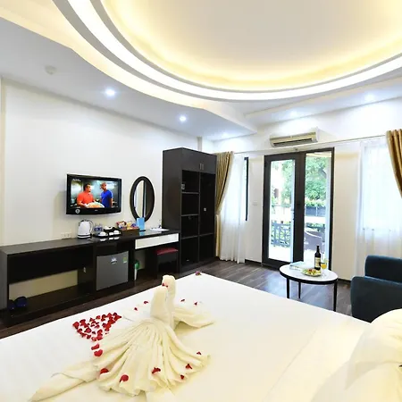 Hanoi Elpis Grand Hotel Room photo
