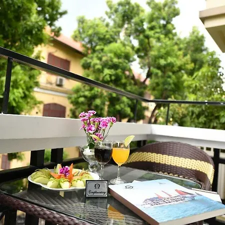 Hanoi Elpis Grand Hotel Exterior photo